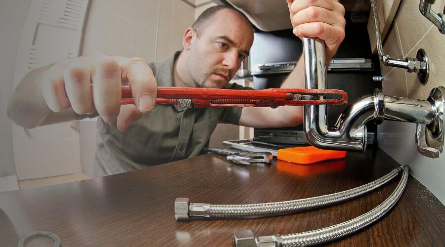 Expert burst pipe repair services in Deer River, MN